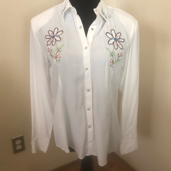 Women’s Western Desert Diva embroidered Pearl snap long sleeved shirt Medium - Picture 5 of 7